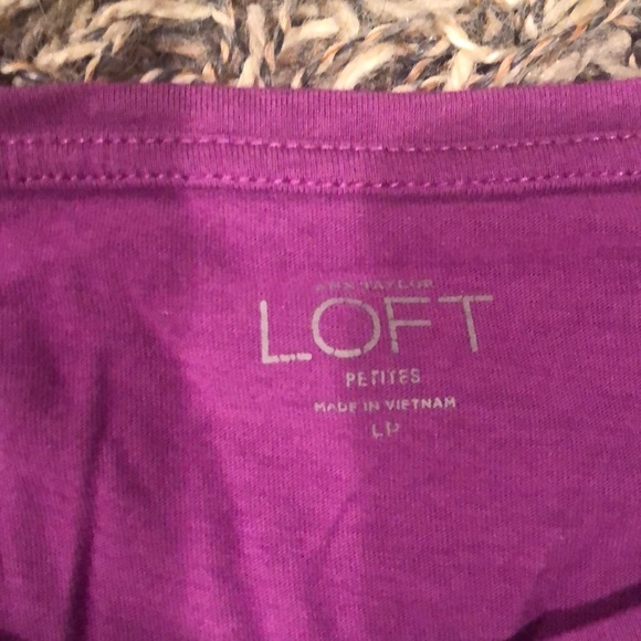 Loft cotton top in beautiful color - Picture 2 of 2